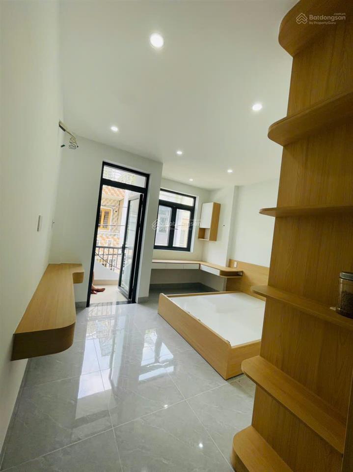 Bán nhà 1 sẹc lò lu 60m2 (4x15) ô tô 7 chỗ vào nhà 4pn khép kín view landmark 81