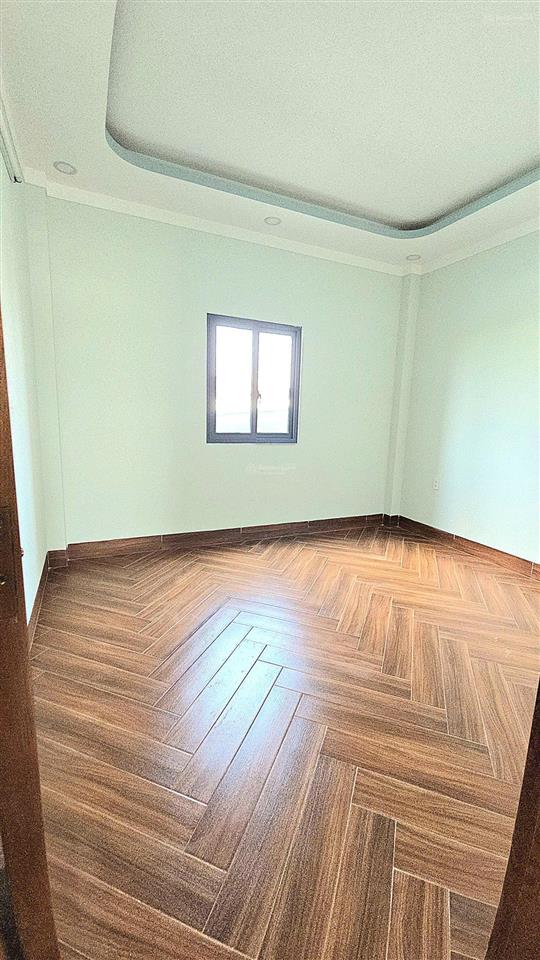 Bán nhà 3 tầng sang trọng 60m2 sát kđt đông tăng long 4pn, hẻm xe hơi 6.2 tỷ