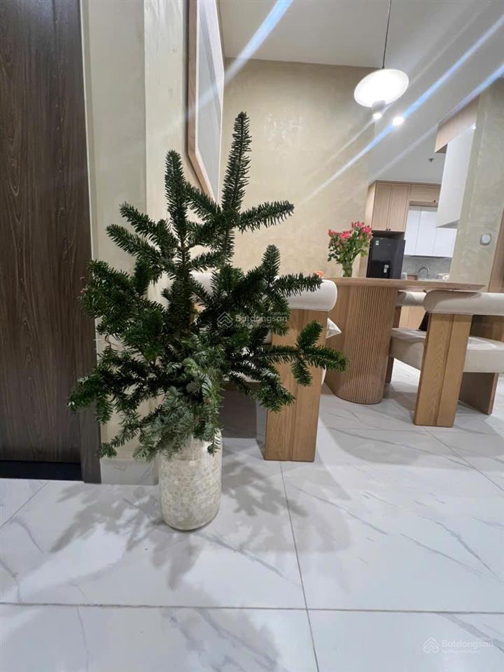 Bán gấp cc the beverly, 5,5 tỷ, 80m2, 2pn, 2wc tại nguyễn xiển, q9, hcm