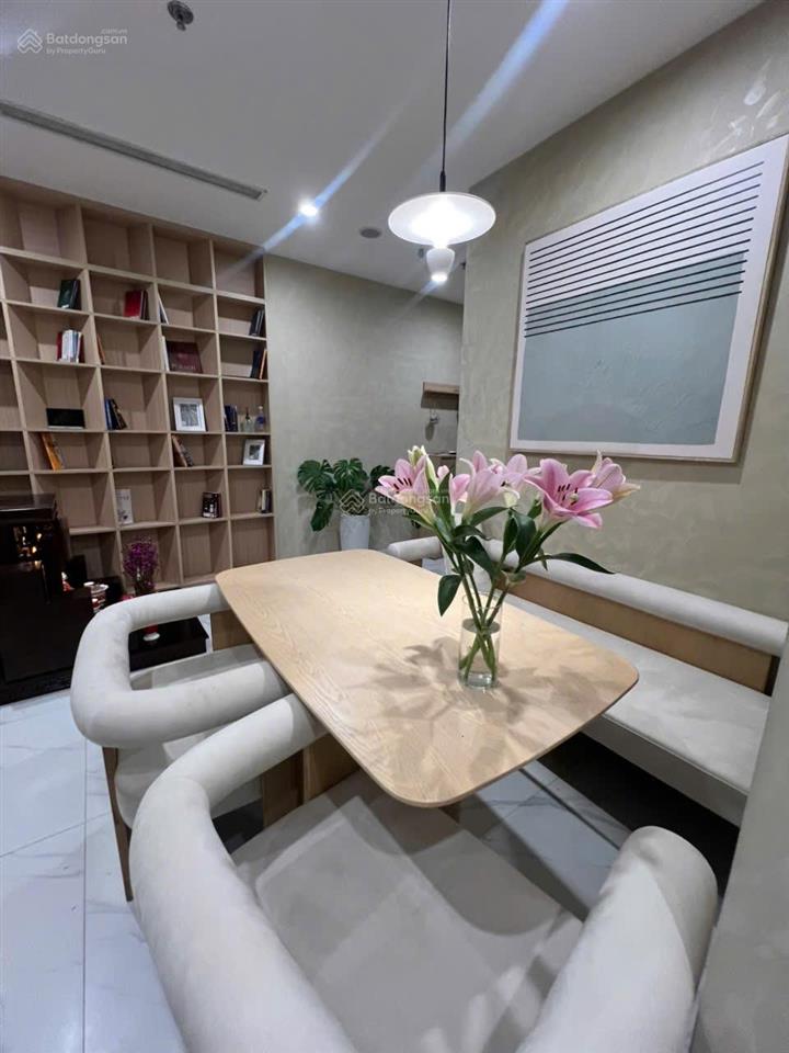 Bán gấp cc the beverly, 5,5 tỷ, 80m2, 2pn, 2wc tại nguyễn xiển, q9, hcm