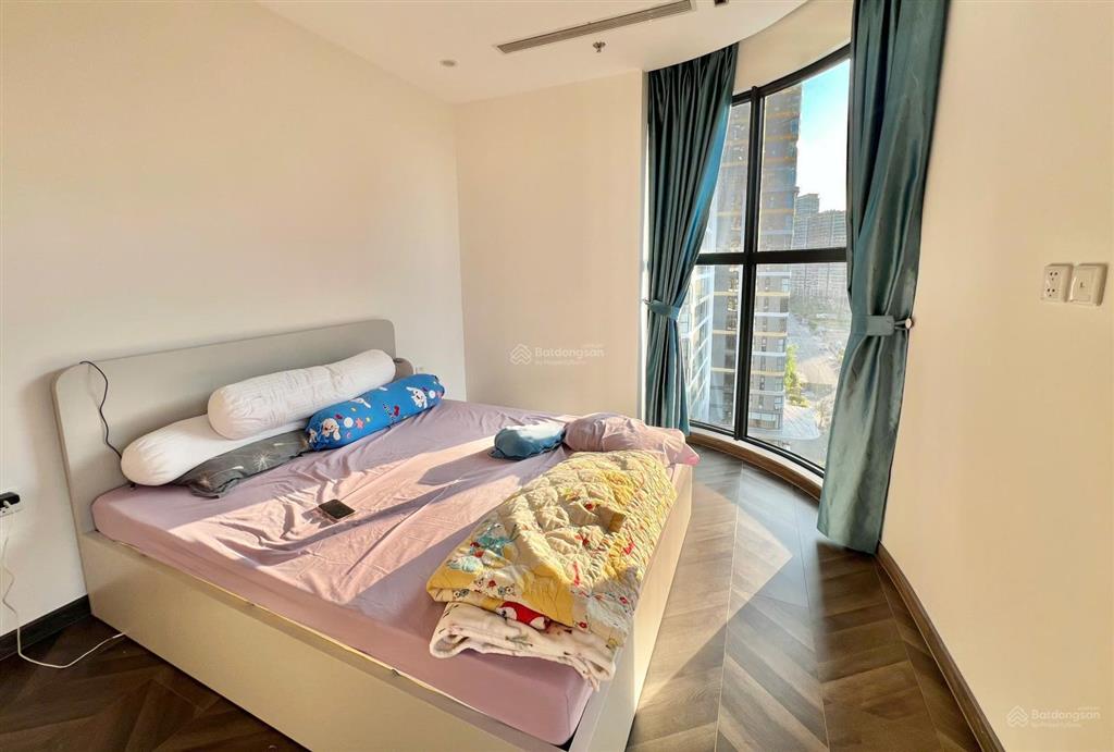 Chính chủ cần bán căn 2pn 2wc 80m² giá tốt 4,9 tỷ full nt beverly vin q9