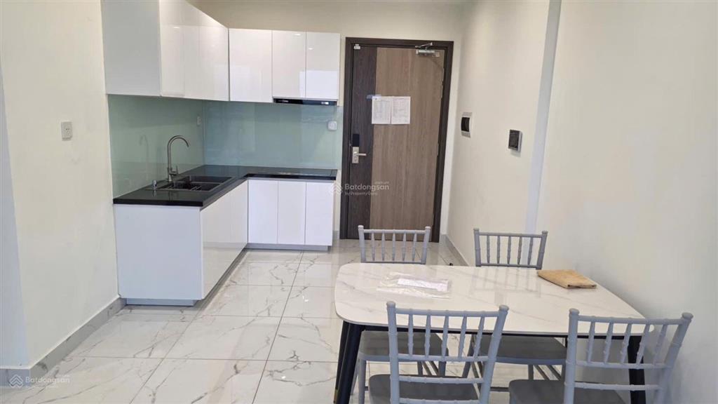 Cho thuê 2 pn+ 69m² beverly solari full gỗ quá rẻ chỉ 8,5tr/tháng