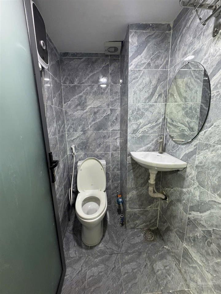 Nhà 5 tầng nguyễn thị thập quận 7 dòng tiền 40 triệu/tháng bán gấp giá 6,5 tỷ