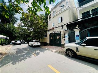 Nhà 2 mặt hẻm trần bình trọng xe 7 chỗ đậu trong nhà, chỉ 13,5 tỷ
