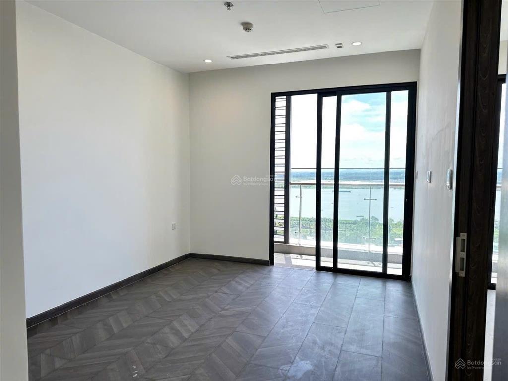 Giá rẻ bất ngờ 2pn2wc  the beverly  vinhomes grand park 5,1 tỷ all in