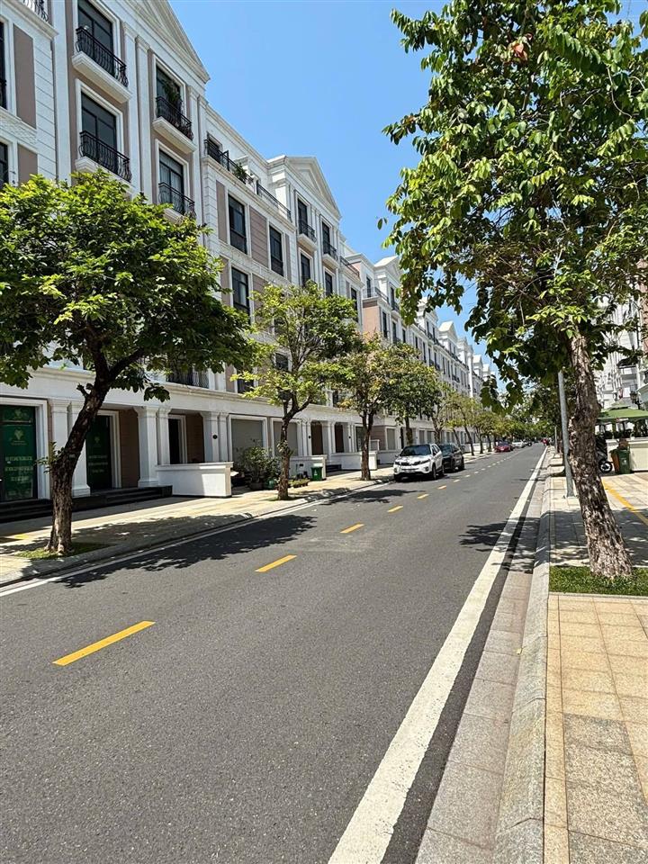 Hàng hiếm nhà phố vinhomes grand park diện tích 10x12m, giá đầu tư