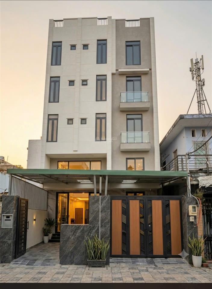 Bán tòa chdv mt đường 475, phước long, 10x20, mới 100% 36 phòng thu 150  160 triệu/tháng