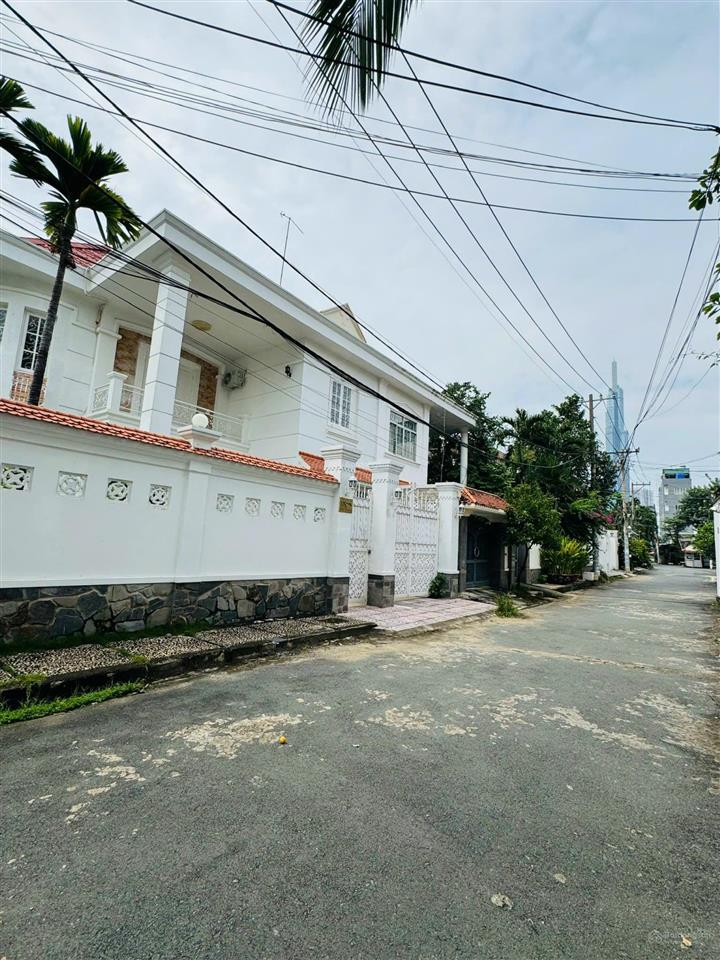 Chốt 50 tỷ! biệt thự 2 mặt tiền compound trần não dt khuôn đất 232m