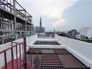 Tòa nhà 5 tầng trần não, công nhận 122,8m2 giá 63 tỷ