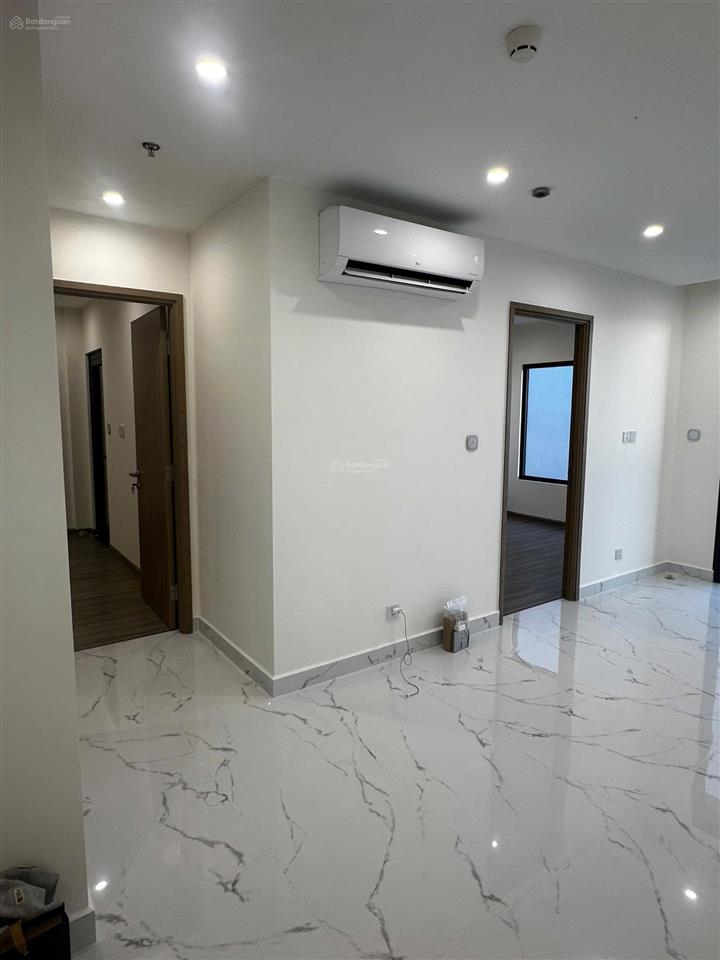 Chủ cho thuê căn bs9 2pn2wc nội thất như hình. giá 6,5tr/tháng. ở liền