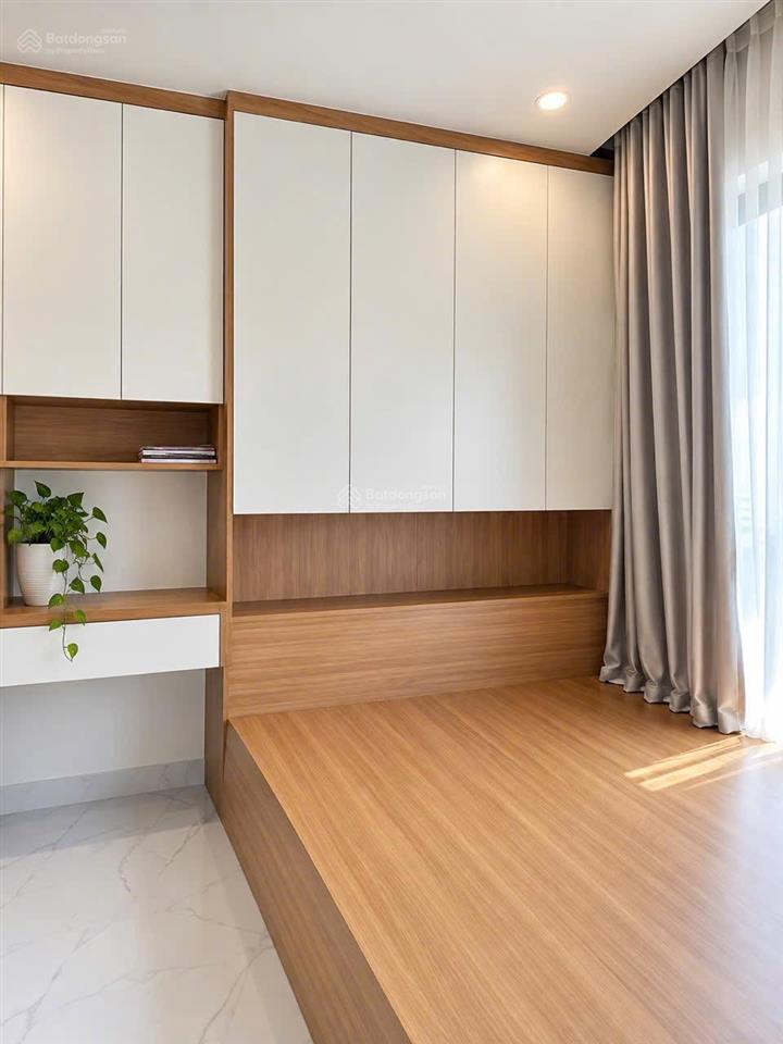 Bán căn bs8 tầng 10 2pn2wc 59m2 nội thất full nội thất giá hời giá bán 2,8 tỷ