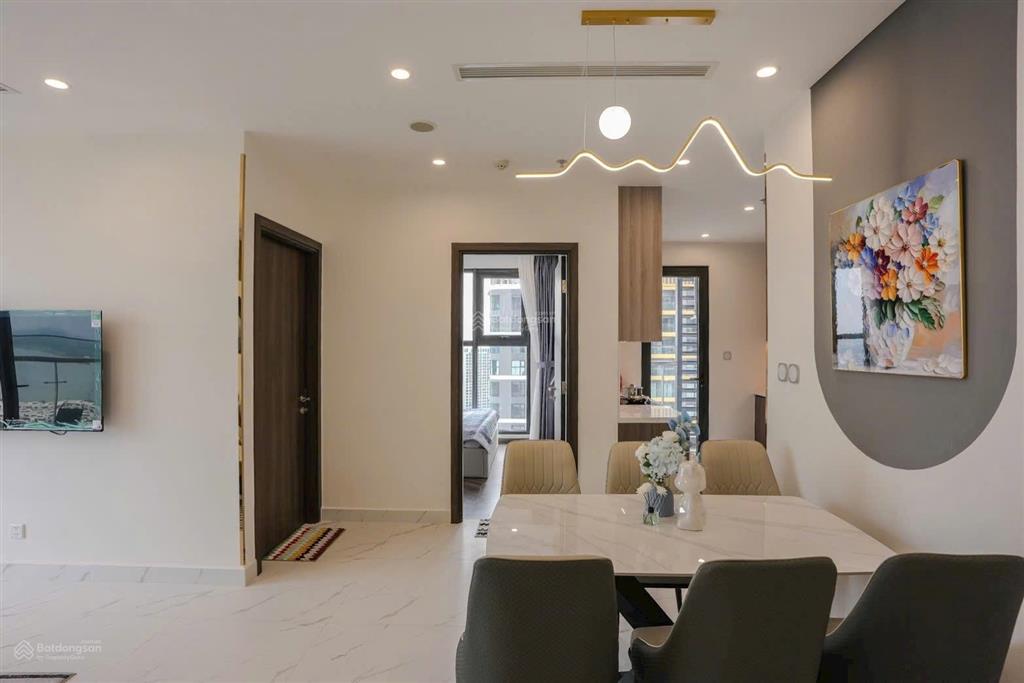 Cho thuê 3pn os5 | opus one 100m2 view công viên 36ha full nội thất giá 30 triệu/tháng