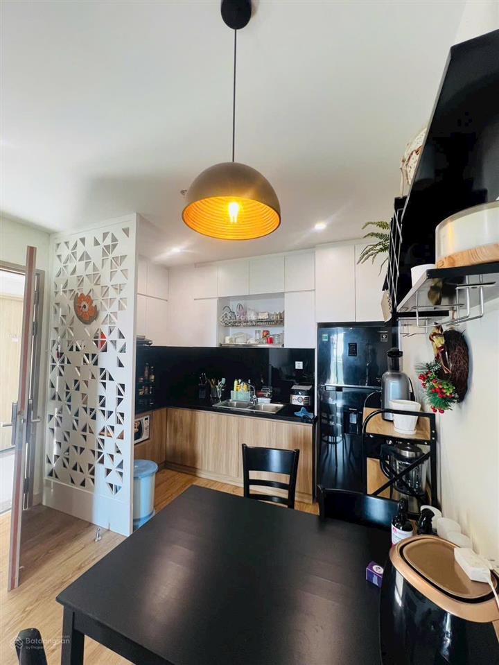 Bán 3pn s5 full nt như hình tầng trung view sông vinhomes grand park 3,2 tỷ btp bên bán sẵn sổ
