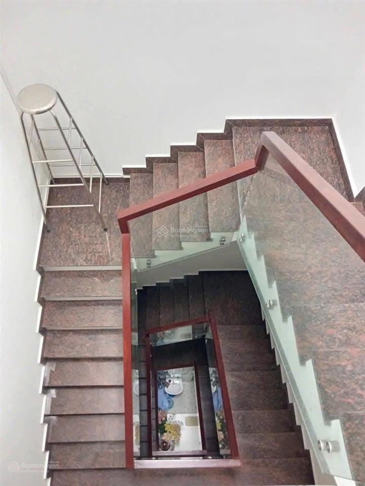Bán nhà 1/ gò dầu p. tân quý q. tân phú vị trí đẹp, cách mặt tiền gò dầu chỉ 30m t