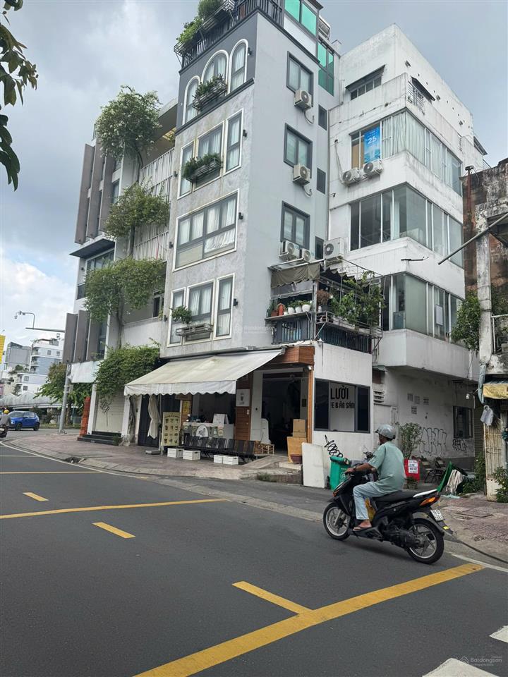 Bán nhà góc 2 mặt tiền đường trường sa p.2 q.phú nhuận