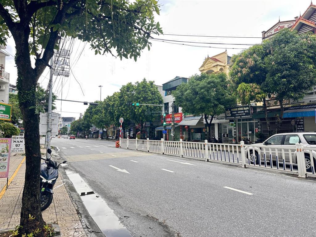 Bán đất mặt đường lý thường kiệt đoạn ngã 3 đh công nghiệp