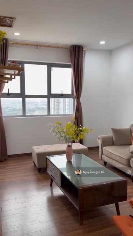 Bán gấp căn hộ 3pn, 2wc, 84m2 tại tứ hiệp plaza, 5,7 tỷ đầy đủ nội thất đẹp long lanh