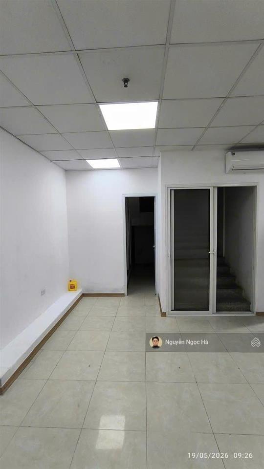Cho thuê văn phòng tại south tower trần thủ độ, 8 triệu, 35m2, có thêm kho 20m2