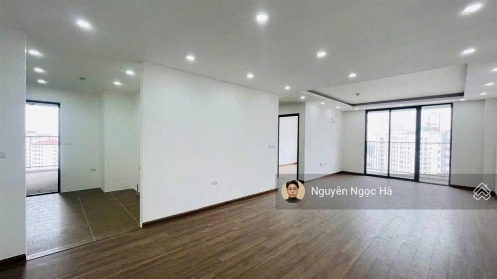 Cho thuê cc tại chung cư x2 đại kim, 11 triệu/th, 124 m2, phù hợp làm văn phòng, vào ở luôn
