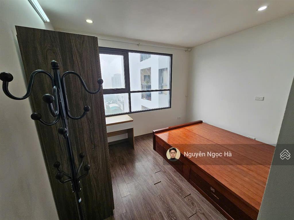 Cho thuê căn hộ cc 2pn, 2wc, 70m2, 12 triệu, giá cực tại helios tower 75 tam trinh