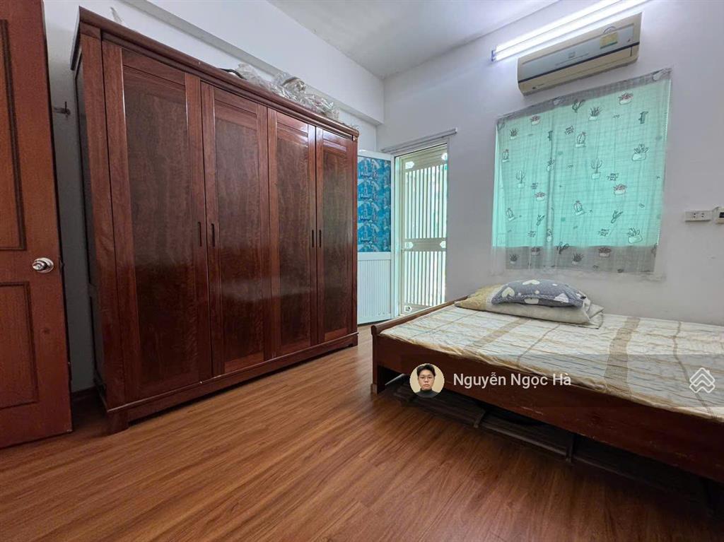 Cho thuê căn hộ 2pn, 2wc, 90m2, 9 triệu tại tòa nhà 282 lĩnh nam
