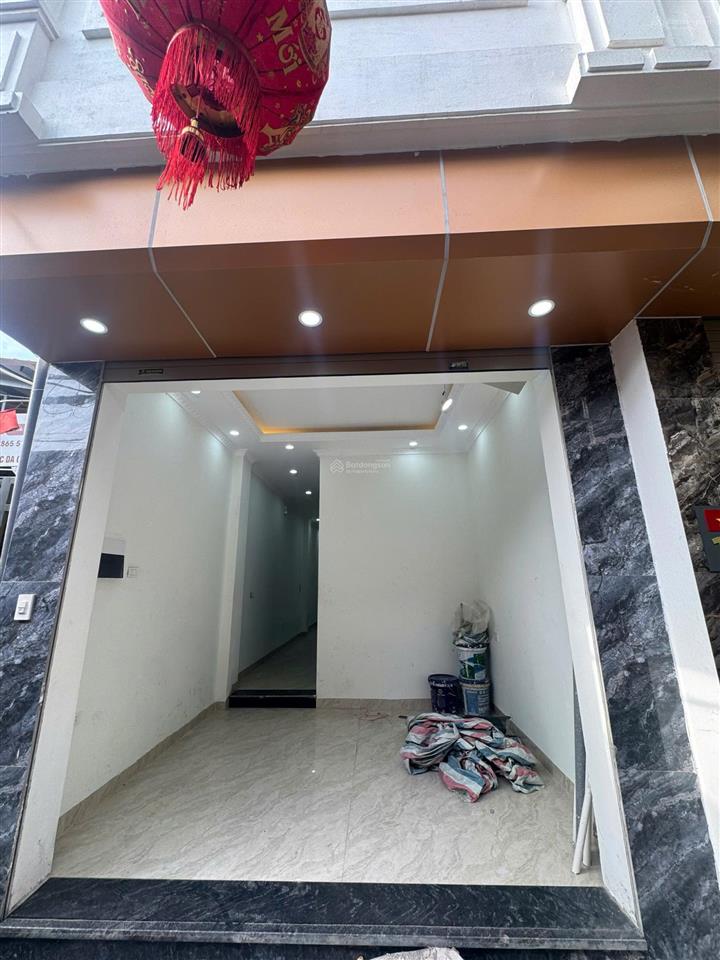 Hàng hiếm tại ngọc hồi, cho thuê nhà 5 tầng ngõ 26 đường ngọc hồi 6pn, 4wc, 40m2, 12 triệu/th