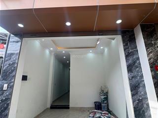 Hàng hiếm tại ngọc hồi, cho thuê nhà 5 tầng ngõ 26 đường ngọc hồi 6pn, 4wc, 40m2, 12 triệu/th