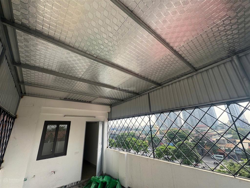 Hàng hiếm tại ngọc hồi, cho thuê nhà 5 tầng ngõ 26 đường ngọc hồi 6pn, 4wc, 40m2, 12 triệu/th