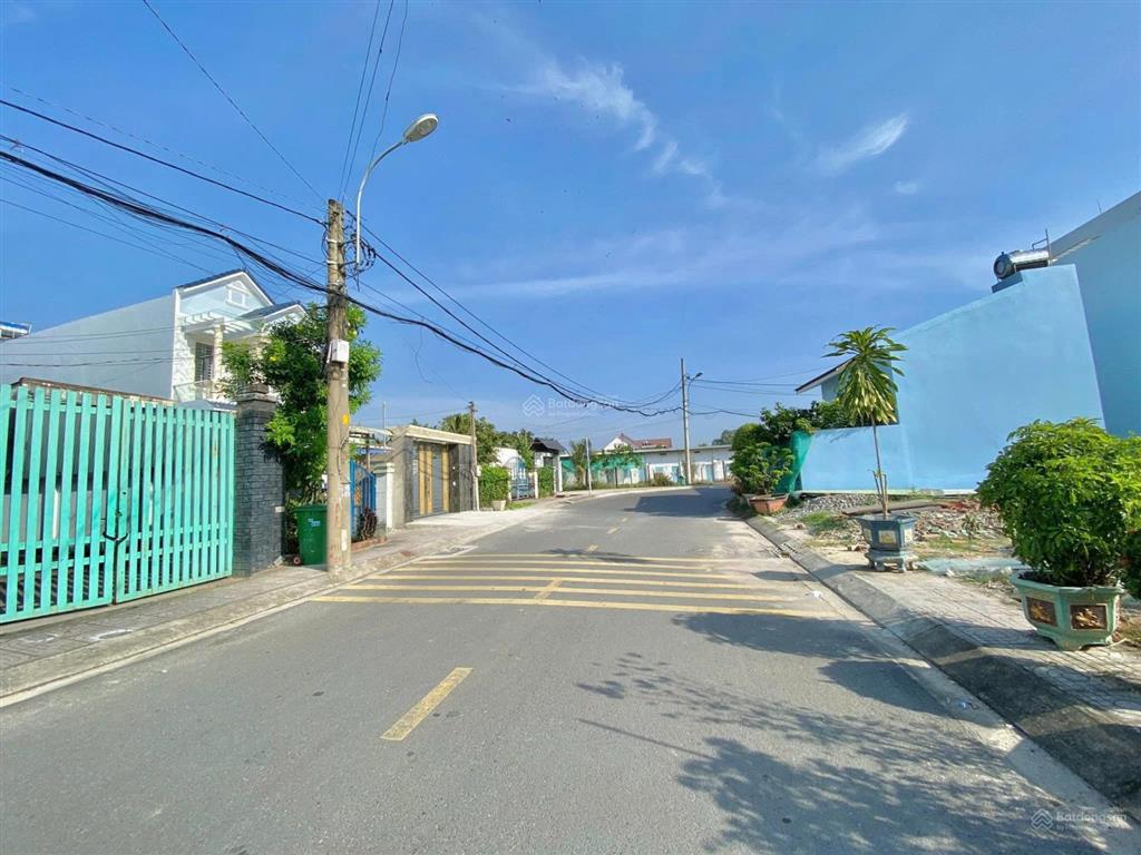 Cần bán đất ngay thị trấn củ chi  giá xem đất thương lượng