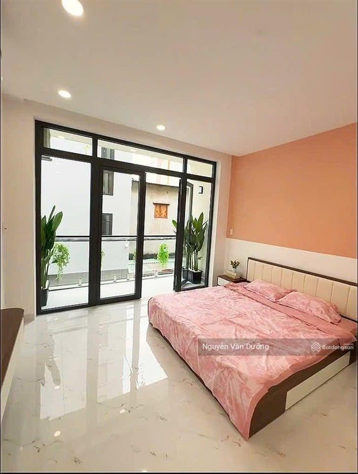 Hiếm nhà phố đoàn thị điểm  cát linh gần hoàng cầu, ngõ 3 gác thông, sân xe, không qh, dt 38m2*5t