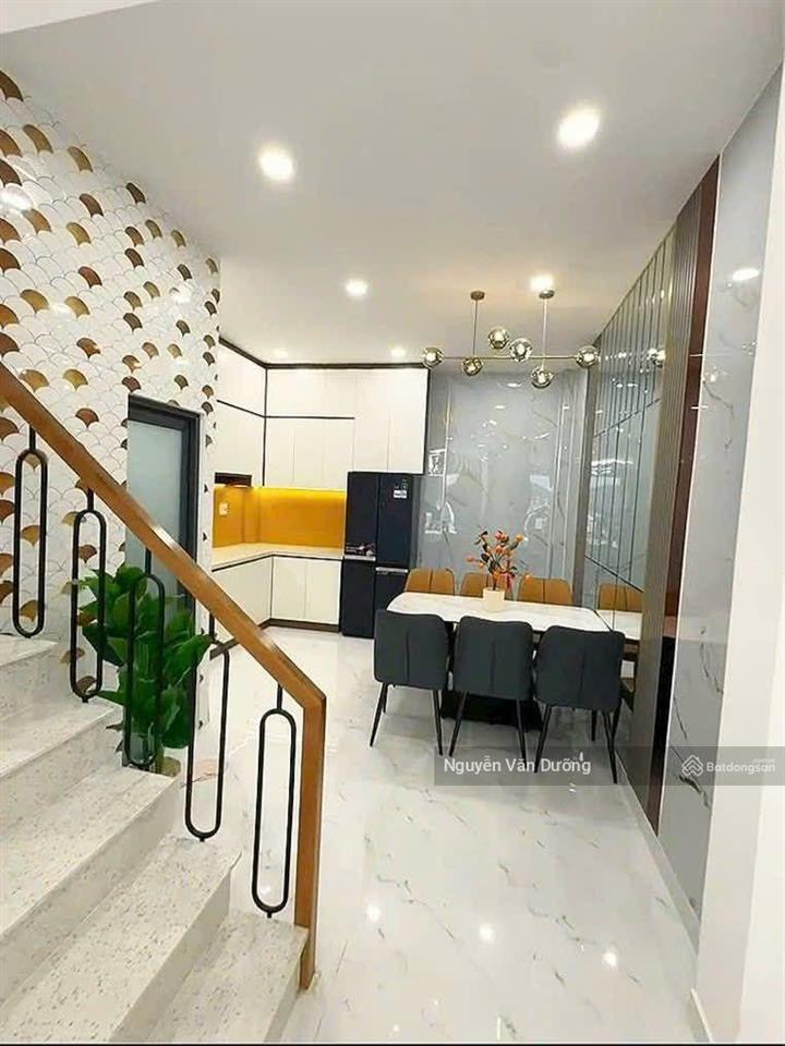 Hiếm nhà phố đoàn thị điểm  cát linh gần hoàng cầu, ngõ 3 gác thông, sân xe, không qh, dt 38m2*5t