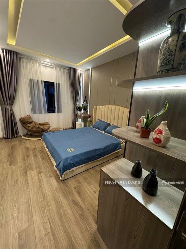 Bán nhà trung phụng, ngõ 3 gác thông, 40m ra ô tô, kd, full nội thất, sân xe riêng, 38m2*5t