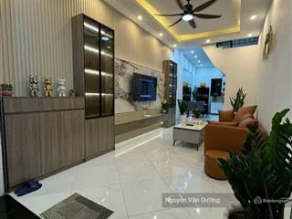 Bán nhà trung phụng, ngõ 3 gác thông, 40m ra ô tô, kd, full nội thất, sân xe riêng, 38m2*5t