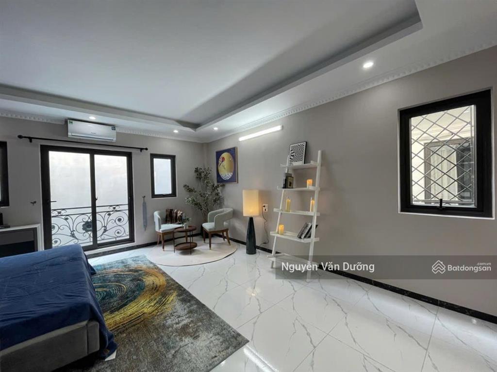Bán nhà cát linh  giảng võ, 20m ra phố, ô tô đỗ, ngõ ba gác, lô góc 2 thoáng, ở ngay, 38m2*5t
