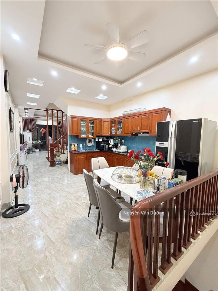 Quá hot! phố nguyễn chí thanh, ngõ cực nông, đại học luật, ô tô 35m, dân xây, không qh, dt 40m2*5t