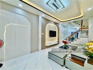 Giá mềm! phố hào nam,2 mặt thoáng ,ngõ thông, mặt ngõ kinh doanh ,dân xây chắc chắn, ở ngay 40m2*5t