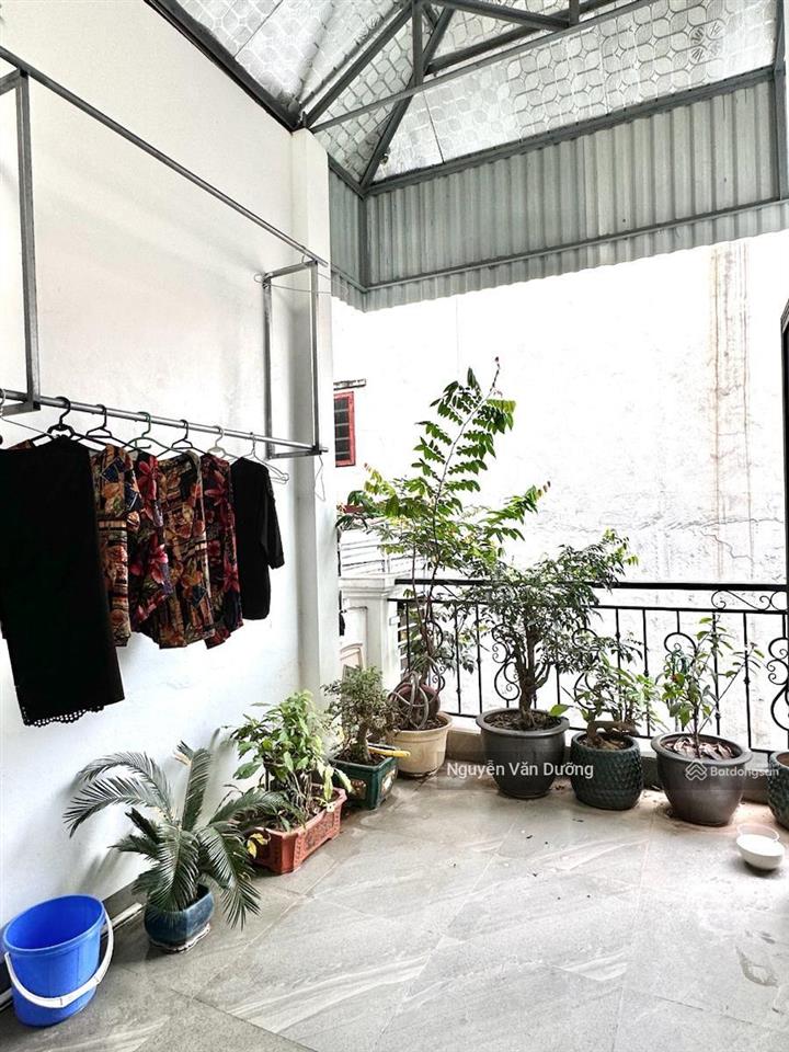 Chủ chuyển công tác nhờ bán gấp nhà thái thịnh! lô góc, sát phố, 20m ô tô tránh, ngõ thông, dt 39m2
