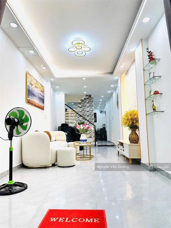 Bán nhà an trạch, sát phố, ngõ ba gác thông, nhà dân xây mới, sân xe riêng, sổ đẹp, dt 37m2*5t