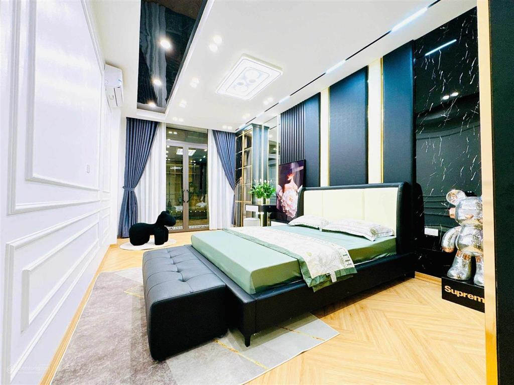Giá mềm! phố nguyễn chí thanh, lô góc 2 thoáng, ngõ thông kd, mặt tiền rộng, gần ô tô, dt 42m2*5t
