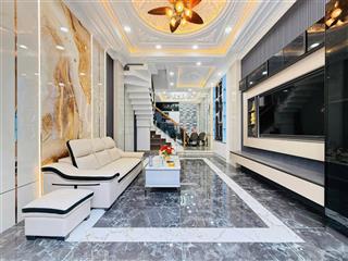 Nhanh thì còn! phố vũ thạnh, lô góc, ngõ thông, gần mặt phố, dân xây ở ngay, dt 43m2 * 5 tầng