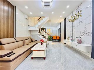 Bán nhanh! phố trần quang diệu, ngõ nông, gần phố, ô tô đỗ gần, nhà đẹp ở ngay, dt 40m2 * 5t