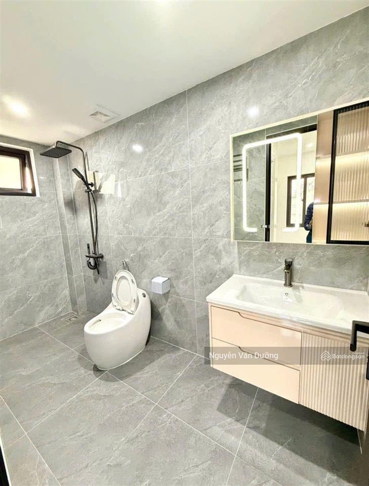Quá hiếm! phố giảng võ, nhà đẹp ở ngay, vài bước ra phố, ngõ thông tứ phía, lô góc, full đồ, 42m*5t