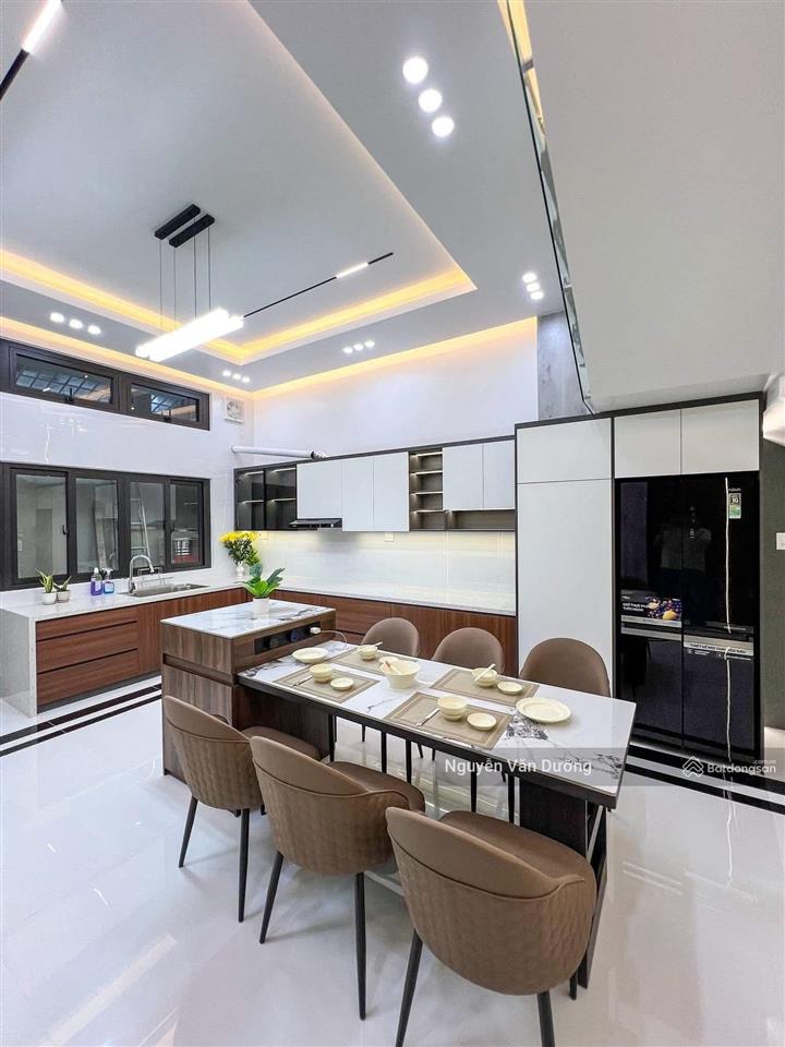 Hộ khẩu láng hạ, ngõ thông kinh doanh, vf3 đỗ cổng, nhà đẹp dân xây, sổ đẹp nở hậu, 42m2*5t