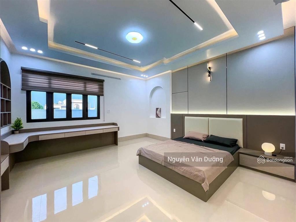 Hộ khẩu láng hạ, ngõ thông kinh doanh, vf3 đỗ cổng, nhà đẹp dân xây, sổ đẹp nở hậu, 42m2*5t