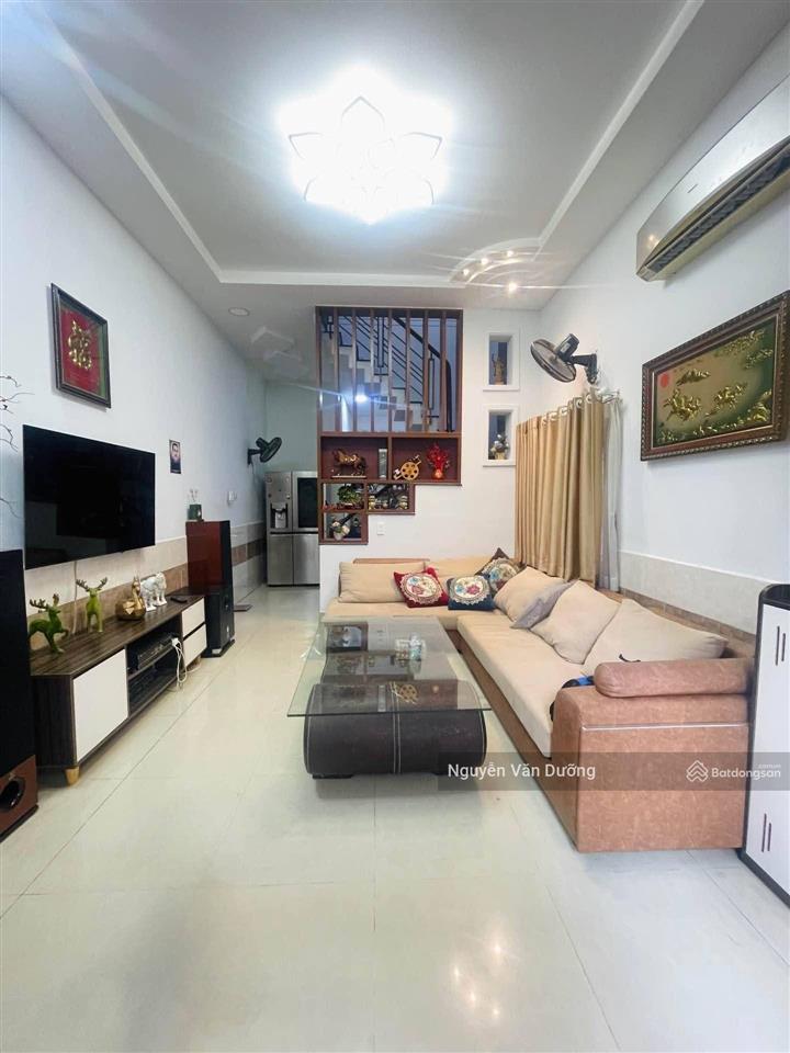 Chủ cần bán gấp nhà đống đa, thái thịnh ngõ thông thịnh quang, gần ô tô, sân xe riêng, 38m2*5t