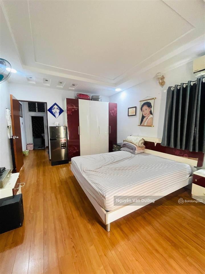 Chủ cần bán gấp nhà đống đa, thái thịnh ngõ thông thịnh quang, gần ô tô, sân xe riêng, 38m2*5t