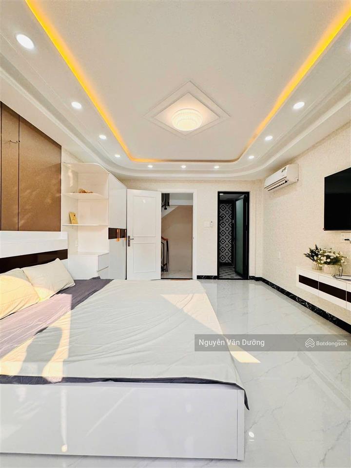 Bán nhanh! lô góc phố vũ thạnh, nhà đẹp ở ngay, cách ô tô 30m, gần mặt phố, dt 40m2 * 5 tầng