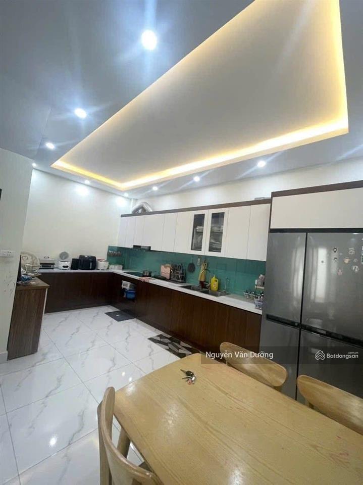 Nhà riêng phố lương định của, ngõ 3 gác thông, sát phố, ô tô 30m, sân xe riêng, dt 39m2* 5t