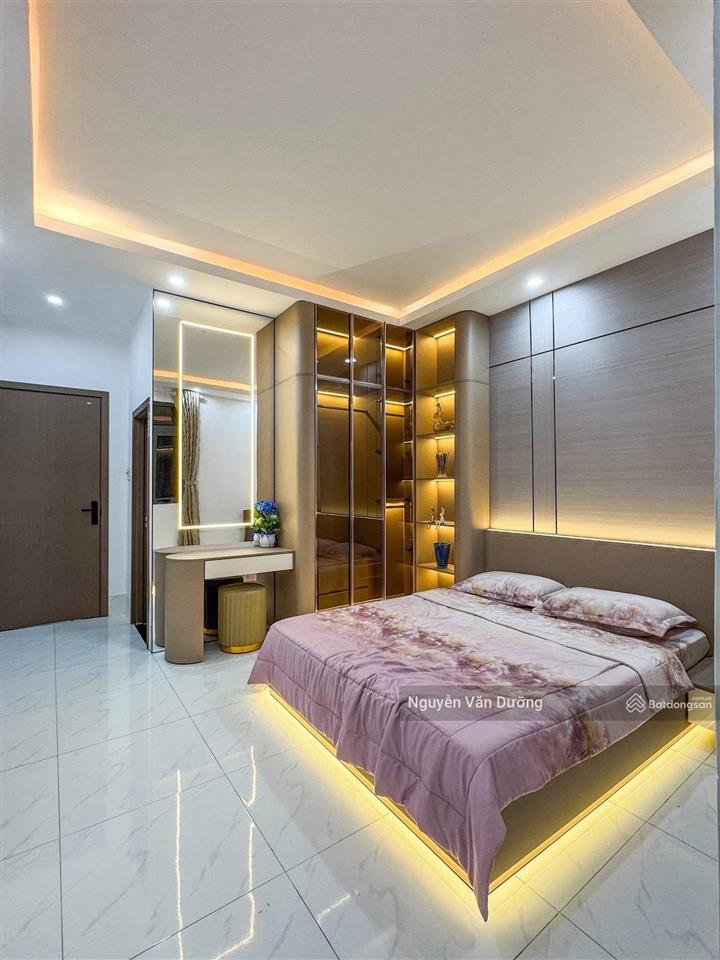 Nhà riêng phố lương định của, ngõ 3 gác thông, sát phố, ô tô 30m, sân xe riêng, dt 39m2* 5t