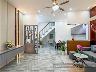 Bán nhà phố kim hoa  xã đàn, nhà mới đẹp, mặt tiền rộng, sát hồ, 40m ra ô tô tránh, dr 42m2*5t